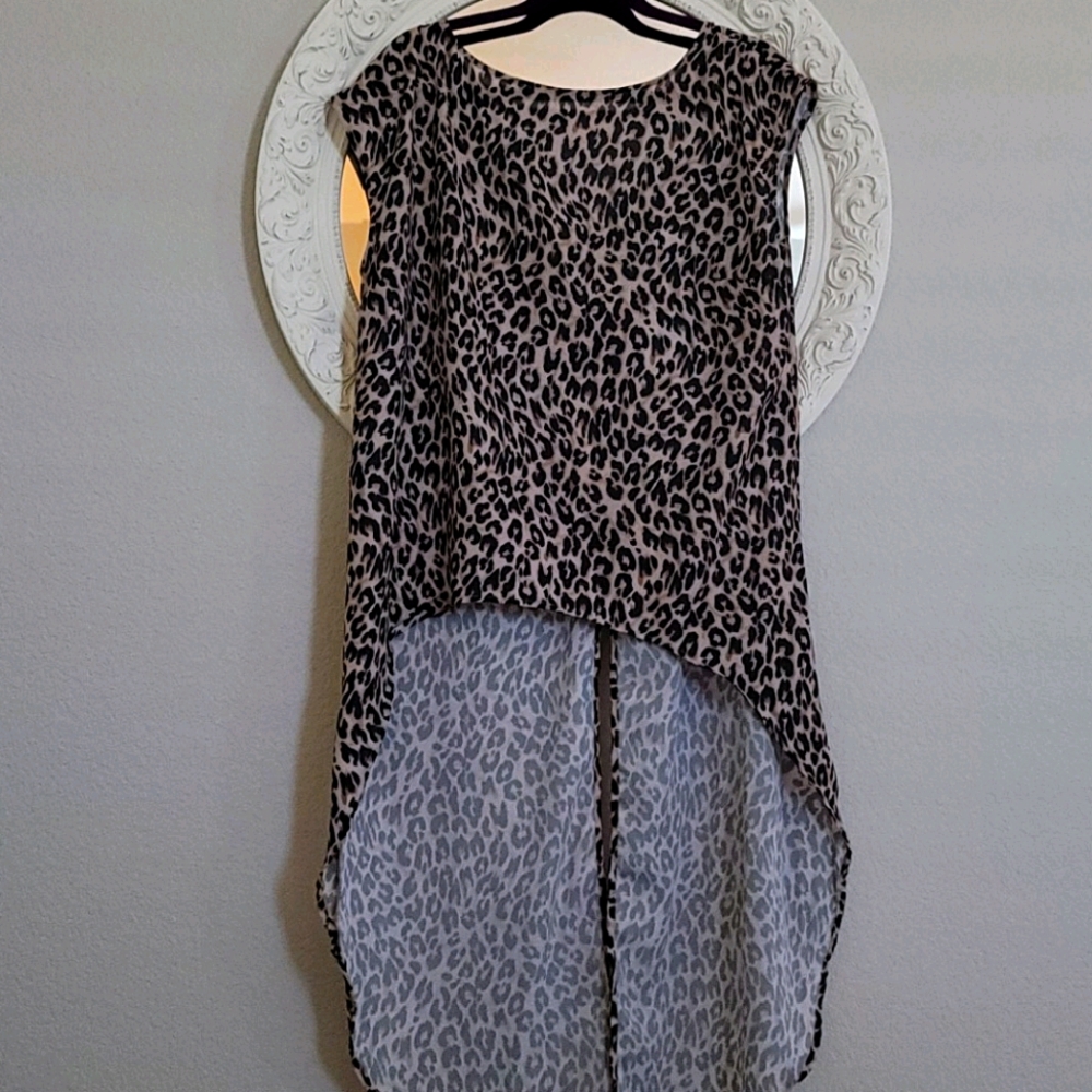 Tank top long with tail.. NYC Company
